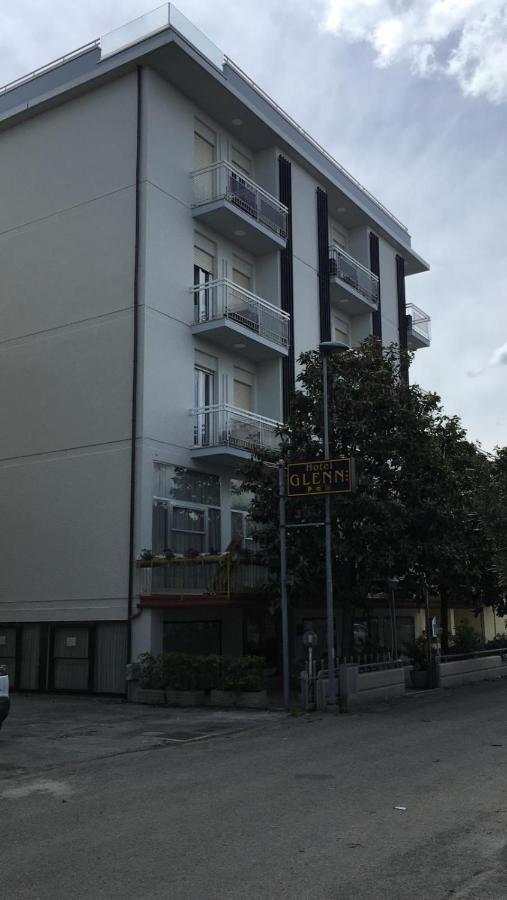 Hotel Glenn 리미니 외부 사진