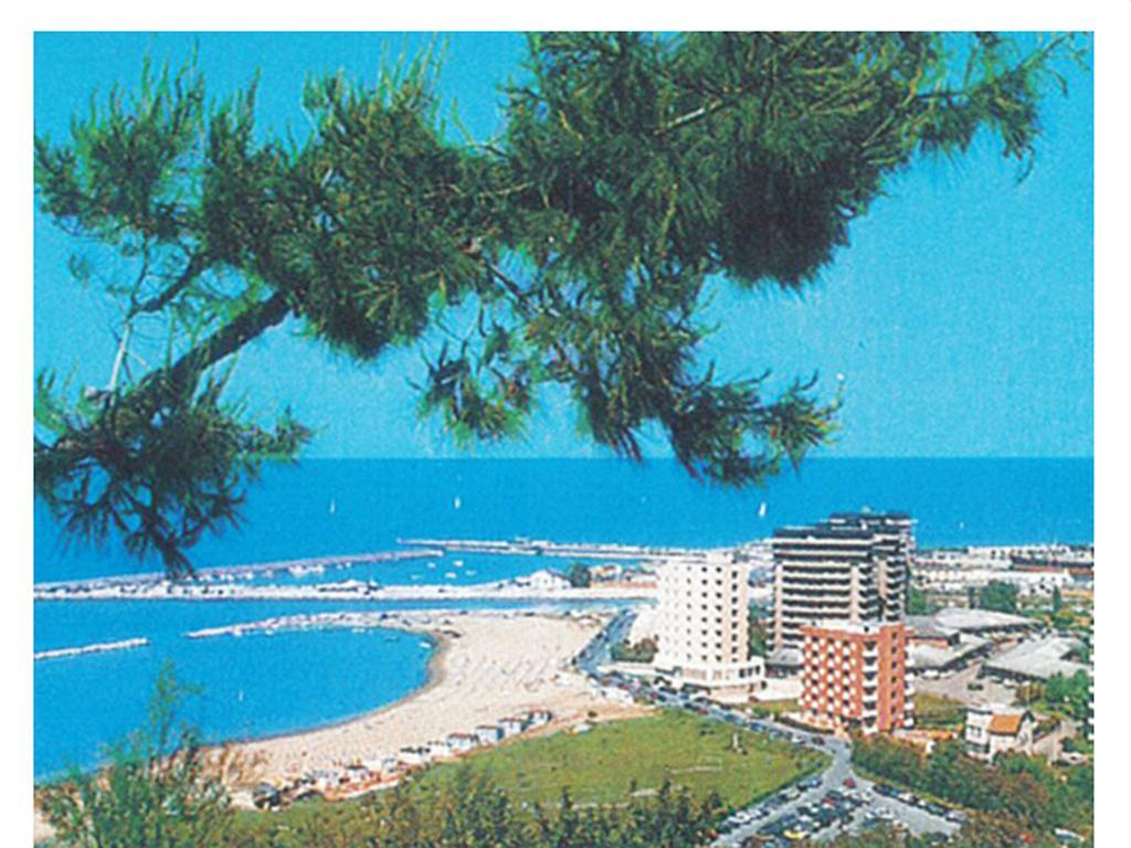 Hotel Glenn 리미니 외부 사진